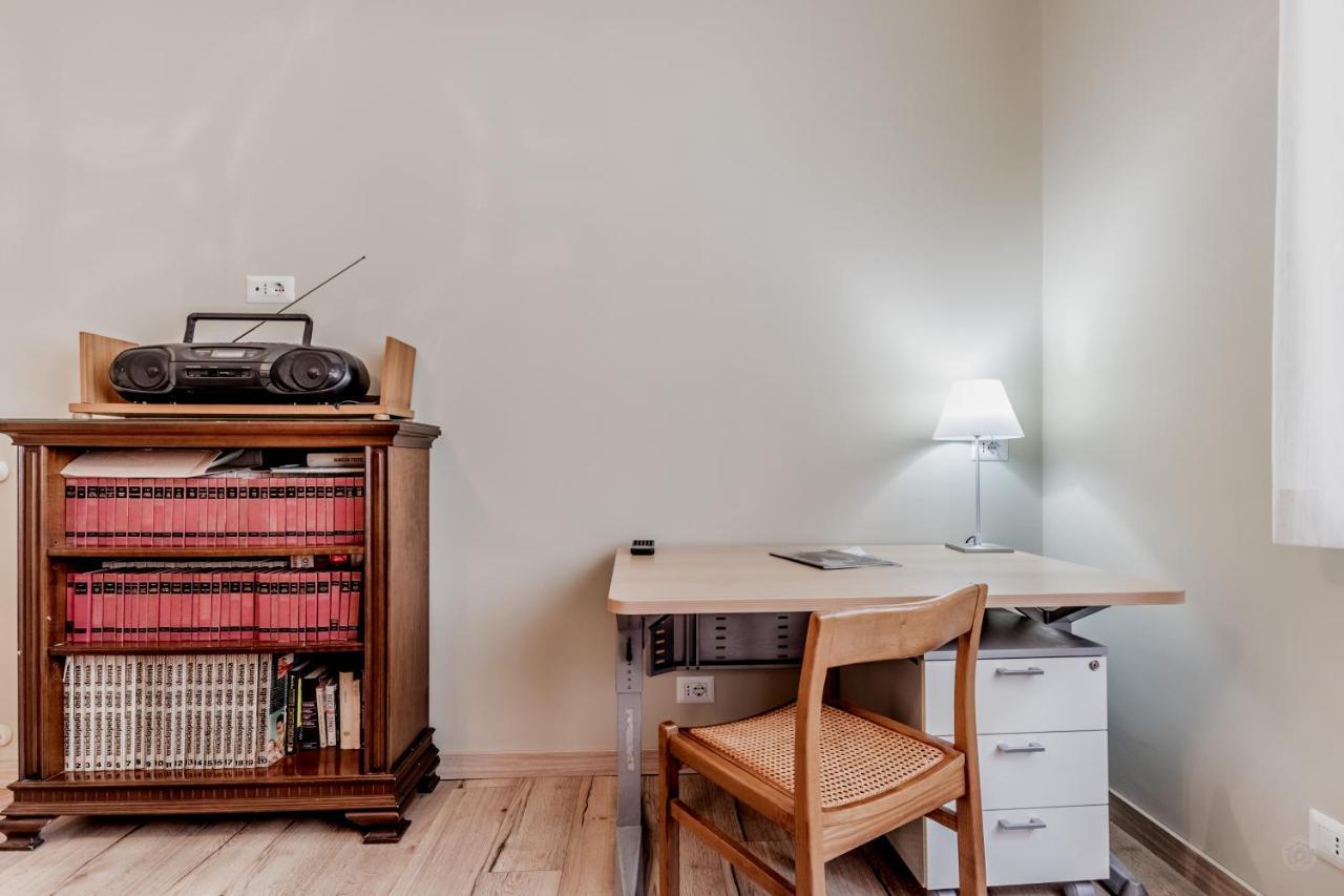 Bbhome History And Design In Testaccio District Apartment